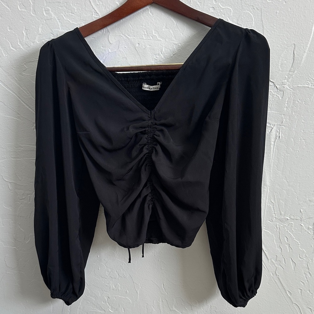 Abercrombie & Fitch Black Ruched Blouse Size Small. Fitted Back.